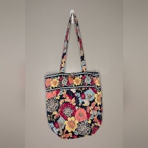 Floral Vera Bradley tote bag, beautiful bag, has some Wear To It.
